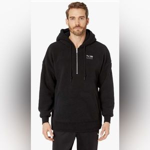 EUC PUMA Mens Downtown Sherpa HZ Top. Size XL.